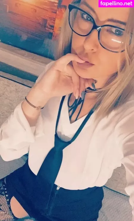 Evelinpage Free OnlyFans Thumbnail #wfU2ITK4R2