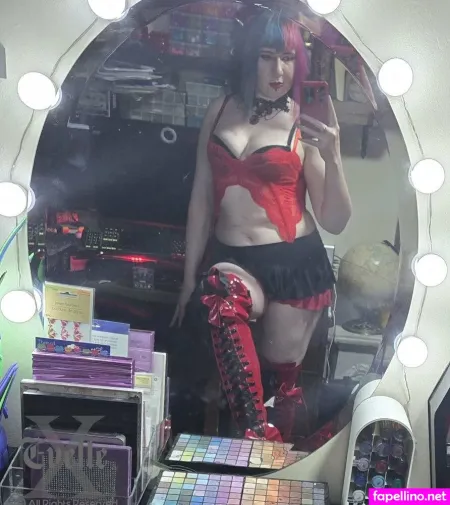 Evelle X OnlyFans Thumbnail #LkSPAXnzKi