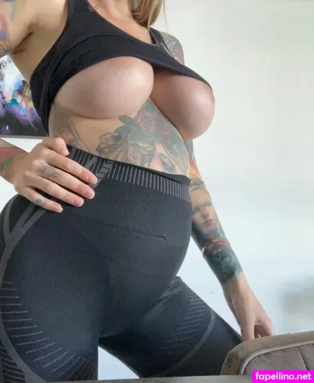 Evelyn 2vaginas OnlyFans Thumbnail #7ZfCMyBd00