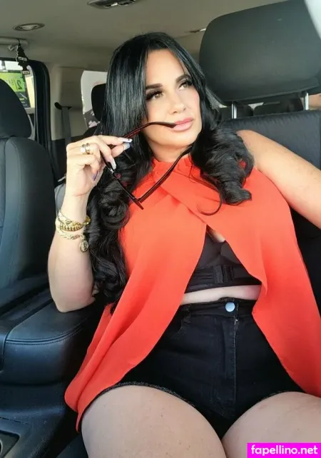 Evelyn Alvarez OnlyFans Thumbnail #7OE7DGEDQ7