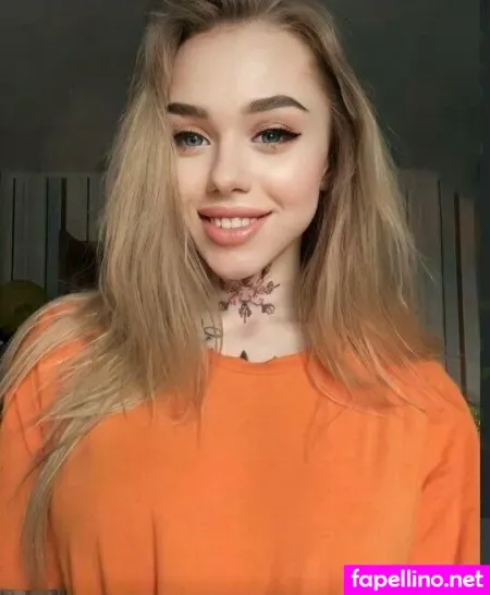 Evelyn Ashley OnlyFans Thumbnail #HxDlH2ODuy