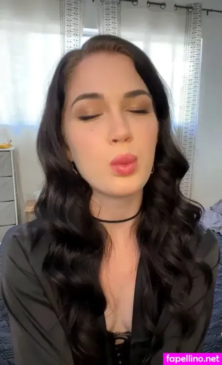 Evelyn Claire 9 OnlyFans Thumbnail #8HMVTBdqmP