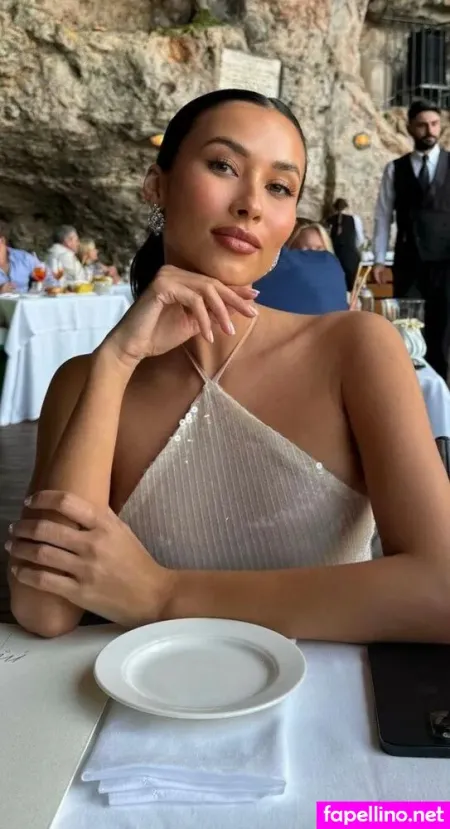 Evelyn Ellis OnlyFans Thumbnail #8QYQIj02RZ