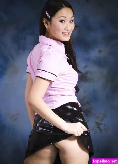 Evelyn Lin OnlyFans Thumbnail #W2AX65d84U