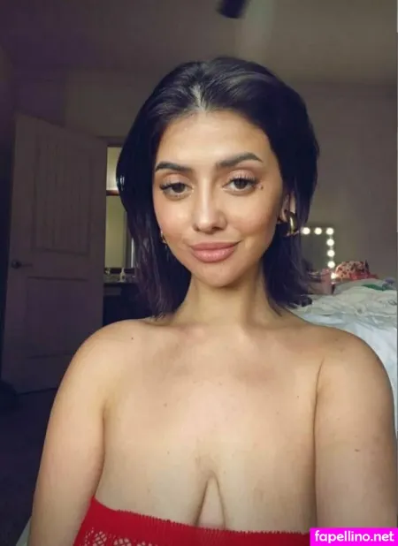 Evelyn Luxe OnlyFans Thumbnail #6ySKmuQhWi