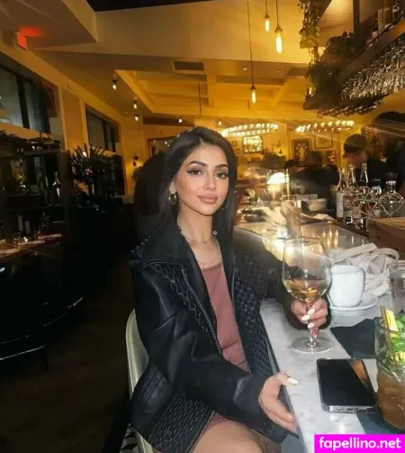 Evelyn Luxe OnlyFans Thumbnail #8jc8Z6UkPV