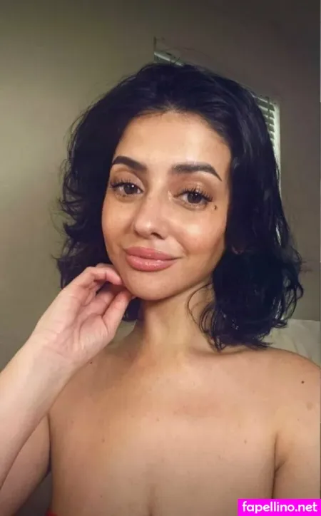 Evelyn Luxe OnlyFans Thumbnail #OErTSD0vzv