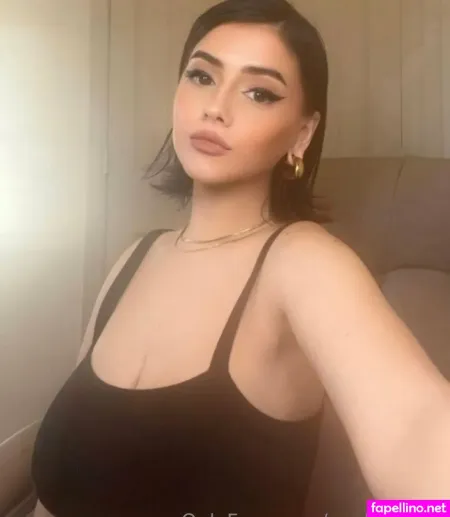 Evelyn Luxe OnlyFans Thumbnail #udbf5sgDzC