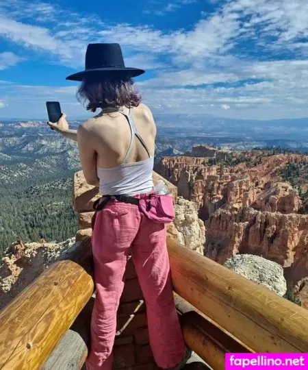 Evelyn Nyte Main Profile Photo