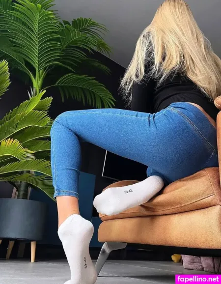 Evelyne Paciel OnlyFans Thumbnail #GG7MoB6dRp