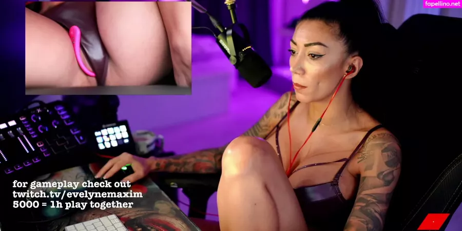 Evelyne92 OnlyFans Thumbnail #cLZZ0sPRws