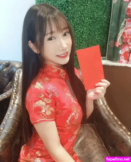 Evelynhoang OnlyFans Thumbnail #i0xGYO8JxJ
