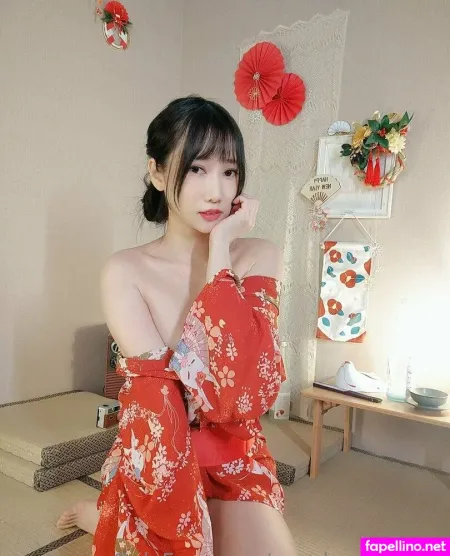 Evelynhoang OnlyFans Thumbnail #iQ4bDLPKhW