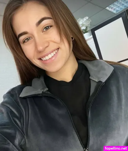 Evelynmur OnlyFans Thumbnail #OntDehteUw