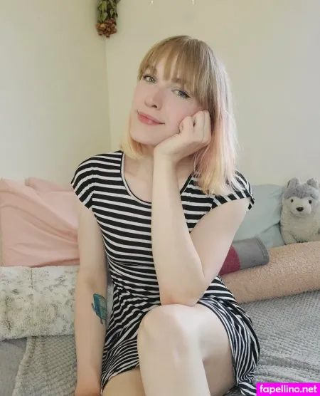 Evelynnkittenfree OnlyFans Thumbnail #HLfBunHxiX