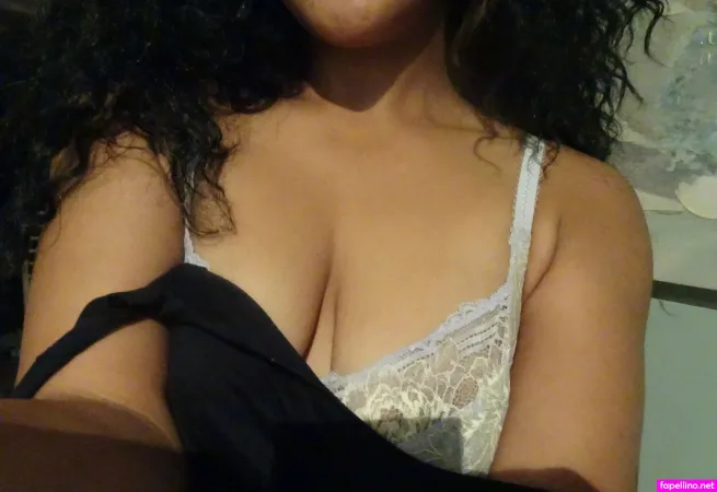 Everdaydomimique OnlyFans Thumbnail #l0xEP1dWRq