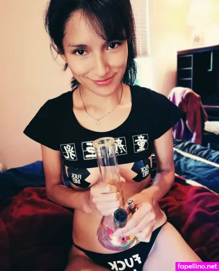 Everly Embers OnlyFans Thumbnail #h9HtEV4kA8