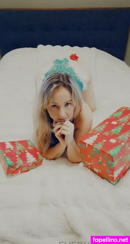 Everlymoon OnlyFans Thumbnail #FvOnMUXi0L