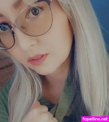 Everlymoon OnlyFans Thumbnail #tz2tmPoirj