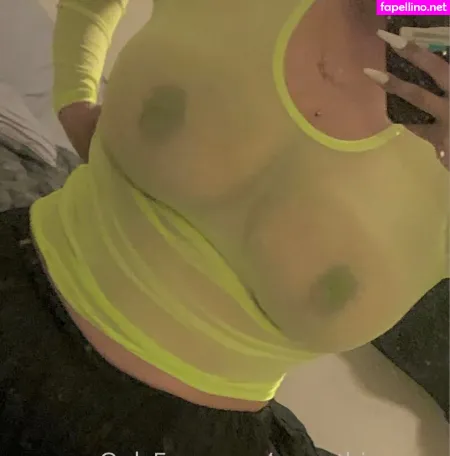 Everythingyaya OnlyFans Thumbnail #4s9MLujVne