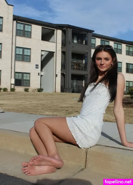 Evesfeet123 OnlyFans Thumbnail #2y0dkTGT2h