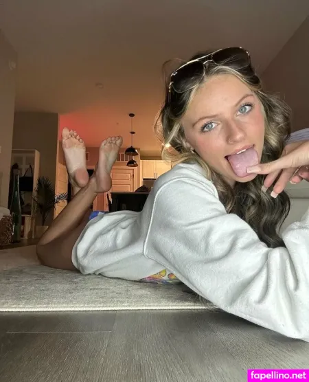 Evesfeet123 OnlyFans Thumbnail #XvmLyhRu8I