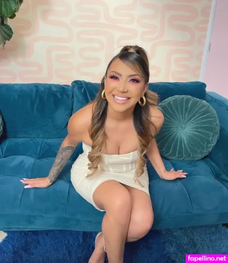 Evettexo OnlyFans Thumbnail #UOygpnAsRE