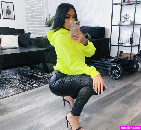 Evettexo Main Profile Photo