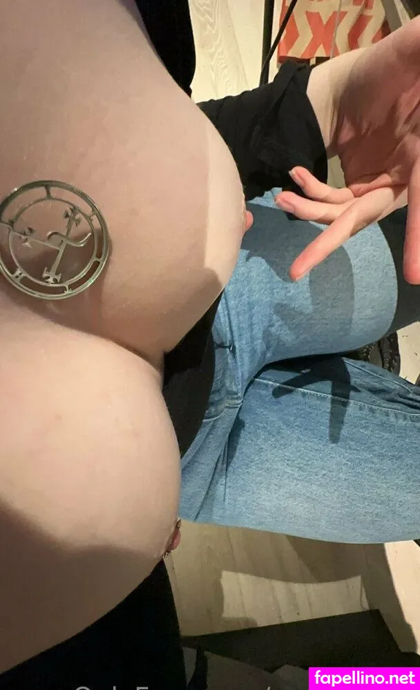 corpsethot, nothingjoys, slutphasee Nude Leaked OnlyFans Photo #VhB0HAFDSW