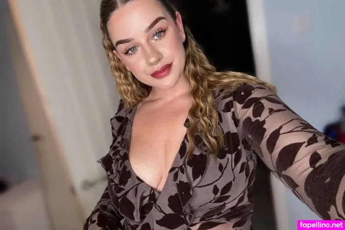 Evie Harper OnlyFans Thumbnail #3aG0cehgja