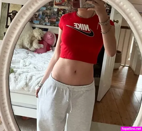 Evie O Neill OnlyFans Thumbnail #8hLKZkFMCn