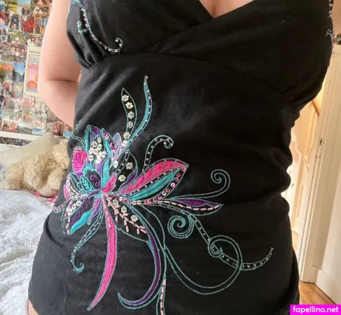 Evie O Neill OnlyFans Thumbnail #9idP4zATcn