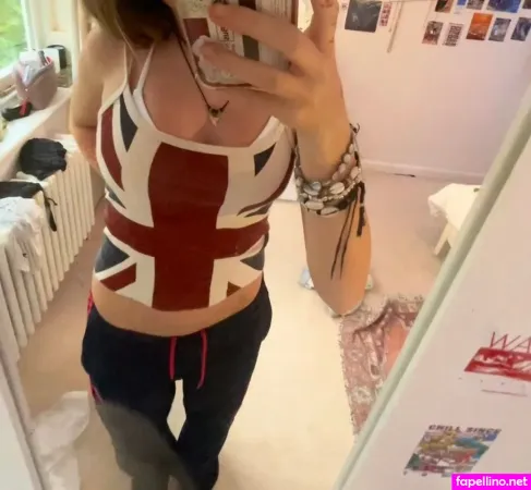 Evie O Neill OnlyFans Thumbnail #VpXzZacHiw