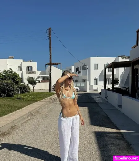 Evie Penington OnlyFans Thumbnail #n3lbJWK4ou