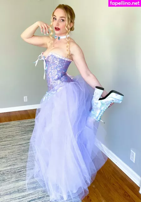 Evie Summers OnlyFans Thumbnail #ofqXq4rSP5