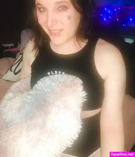 Evie X OnlyFans Thumbnail #aaK59wtnRY