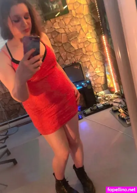 Evie X OnlyFans Thumbnail #zxTLxd9i0b