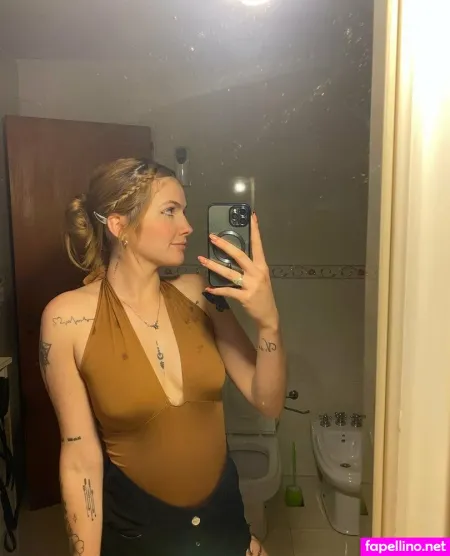 Eviecutie OnlyFans Thumbnail #2oMDwRiqzo