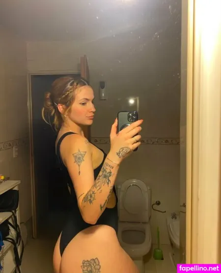 Eviecutie OnlyFans Thumbnail #75caS4InGv
