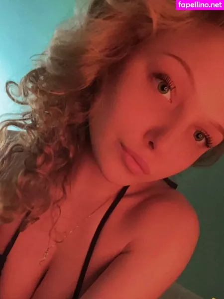 Evieerikson OnlyFans Thumbnail #4LyFaloRlB