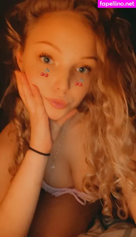 Evieerikson OnlyFans Thumbnail #hf1NElLrMm