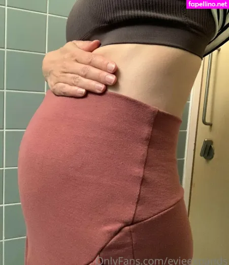 Evieexpands OnlyFans Thumbnail #G5GnoK5pvH