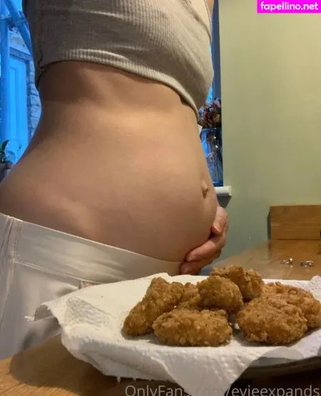 Evieexpands OnlyFans Thumbnail #QJbx2AiPnR