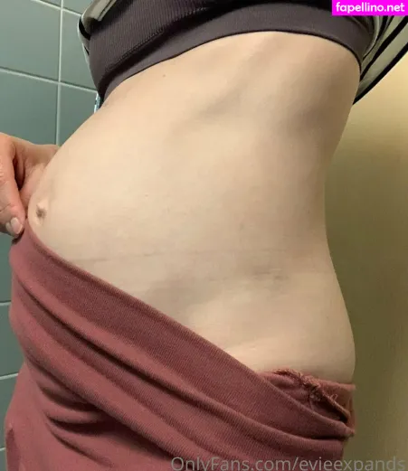 Evieexpands OnlyFans Thumbnail #RINtLxCNje