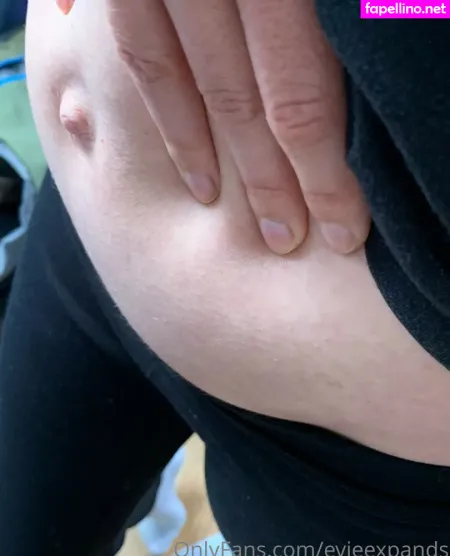 Evieexpands OnlyFans Thumbnail #Tjc6bnbZD3