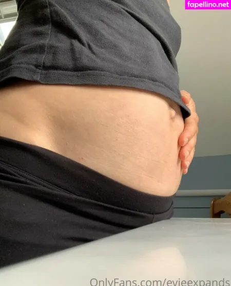 Evieexpands OnlyFans Thumbnail #m0iA6yDWJK