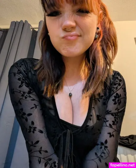 Eviefreak OnlyFans Thumbnail #FP3Q4uDFpH