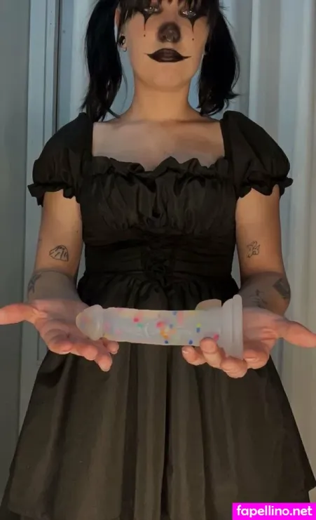 Eviefreak OnlyFans Thumbnail #wHDjl4hMa2