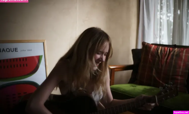 Evieleafie OnlyFans Thumbnail #vNJfMbQZ3V