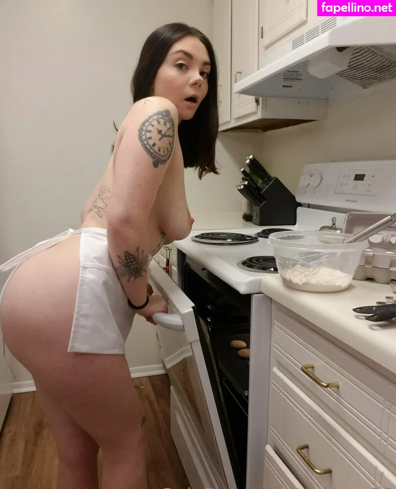 evierae18, pisspr1ncess Nude Leaked OnlyFans Photo #HgYZeillMs